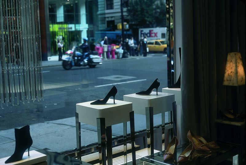 gal/Jimmy_Choo/New_York/Jimmy_Choo_-_New_York_-_Madison_-_16.jpg