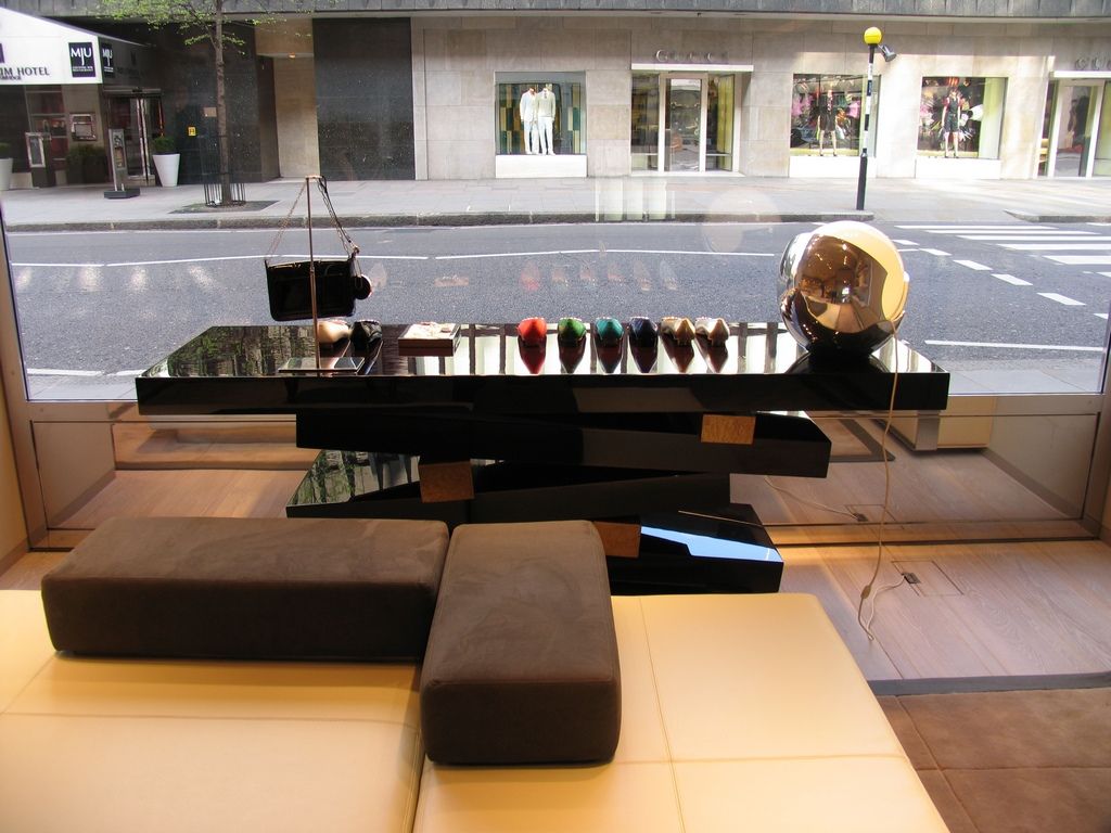 gal/Roger_Vivier/Londres/roger_vivier_londres_03.jpg